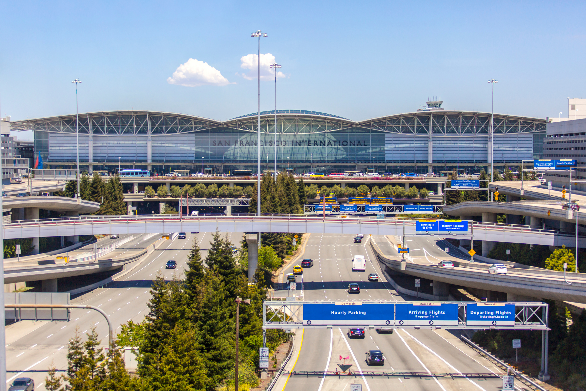 san francisco international airport.webp